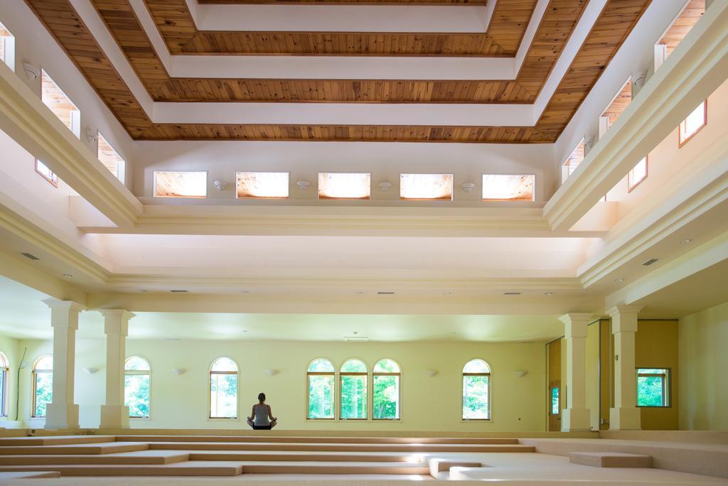 Art Of Living Retreat Center Hotel Bamboo Exterior foto